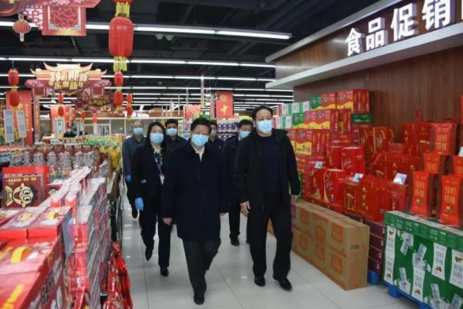 錢(qián)三雄在臨城縣調(diào)研檢查復(fù)工復(fù)產(chǎn)復(fù)市和疫情防控工作時(shí)強(qiáng)調(diào) 堅(jiān)持寓防控于常態(tài)化運(yùn)行之中 確?！皟墒侄加病蓱?zhàn)都勝”